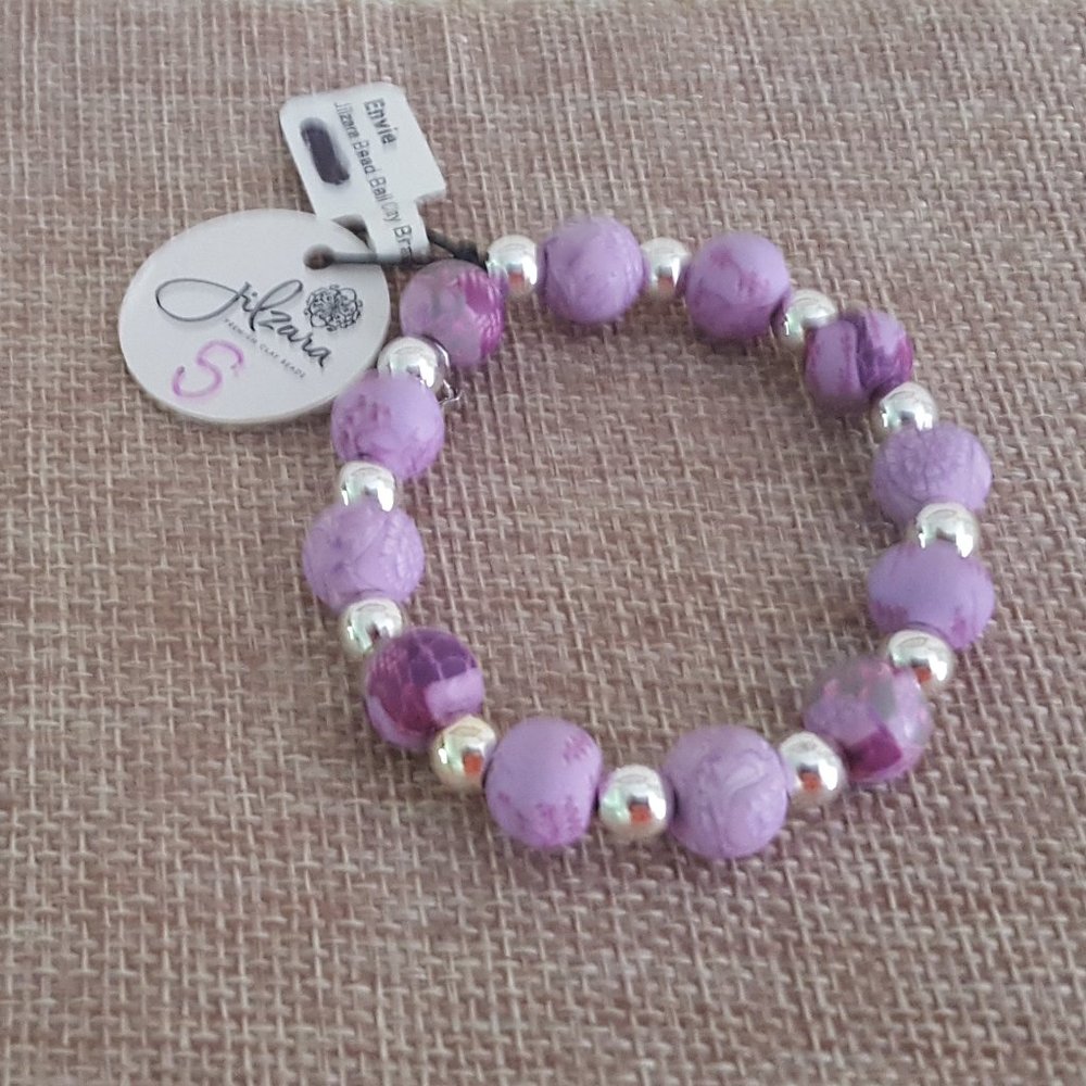 Handmade Polymer Clay Bead Stretch Bracelet - Picture 5 of 11